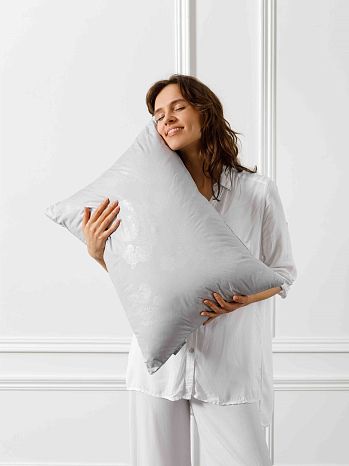 Подушка высокая Charlotte pearl, пух первой категории, перья, серый