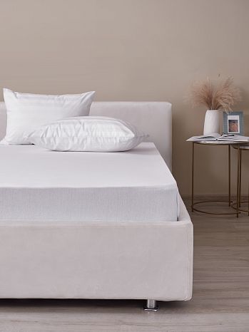 Простыня на резинке White, ткань трикотажная, без рисунка, белый