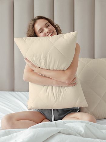 Подушка Desert flower, шерсть верблюжья, однотонный, бежевый