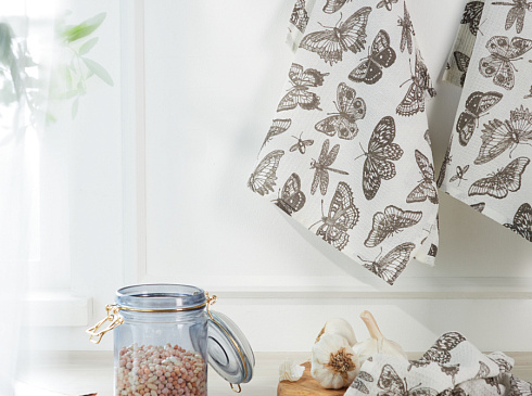 Как отстирать сложные пятна с кухонных полотенец