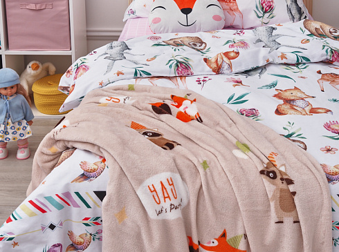 Пледы из разных материалов: велсофт, флис, акрил - что выбрать