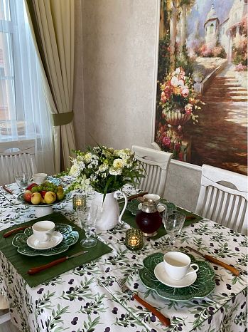 Скатерть Black olives, веточки, зеленый