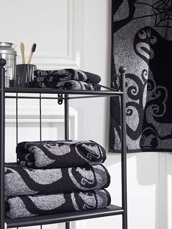 Полотенце махровое Boogeyman, монстр, черный